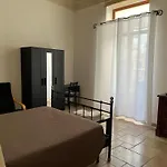 Pozzo Traiano 16 *