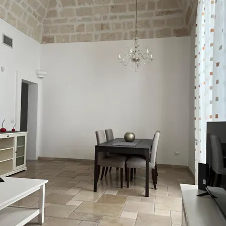 Appartamento Pozzo Traiano 16 Brindisi